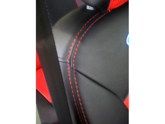 Авточехлы на Ford EcoSport