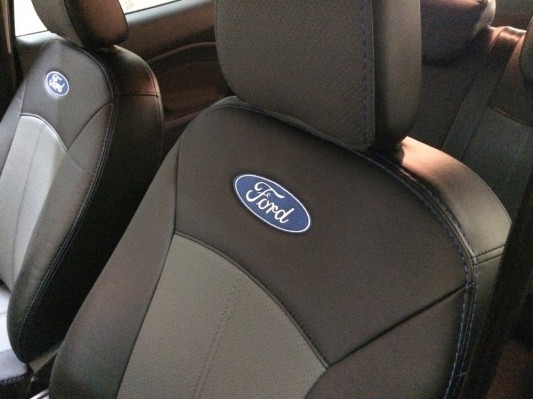 Авточехлы на Ford EcoSport