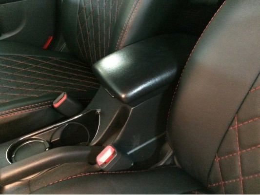 Авточехлы на Kia Cerato 2