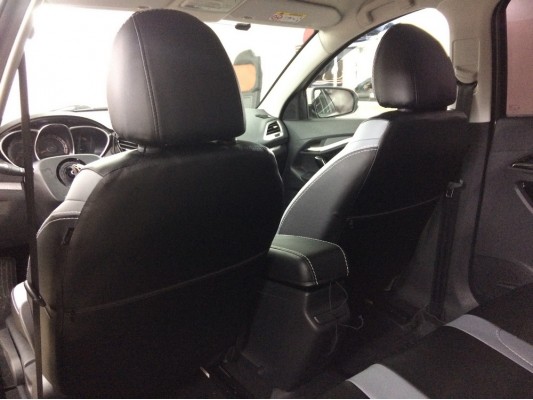 Авточехлы на Lada Vesta