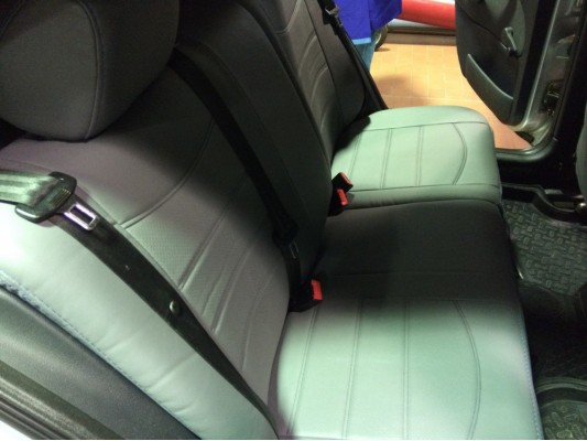 Авточехлы на Skoda Octavia Tour