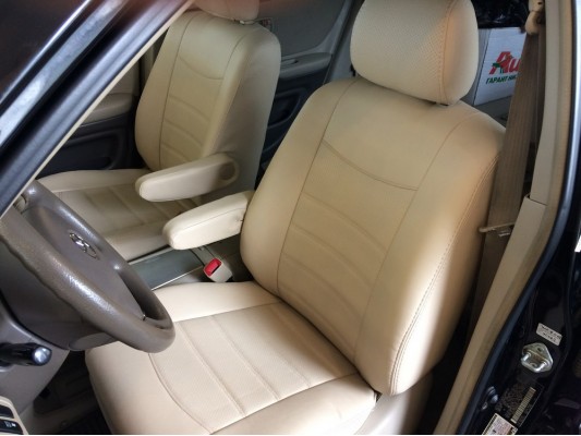 Авточехлы на Toyota Highlander 2