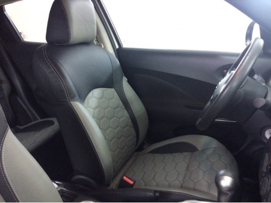 Каркасные авточехлы на Nissan Juke